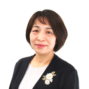 吉田 真弓